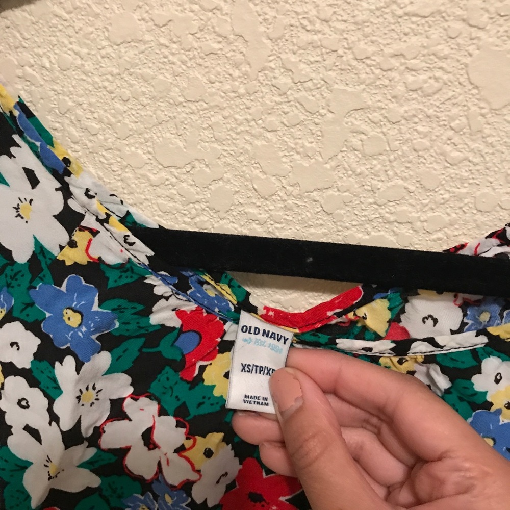 FLORAL // TOP 💐 - Picture 4 of 4